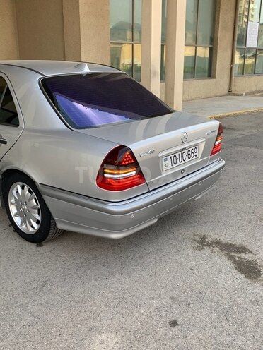 Mercedes C 240 1999, 288,000 km - 2.4 l - Salyan