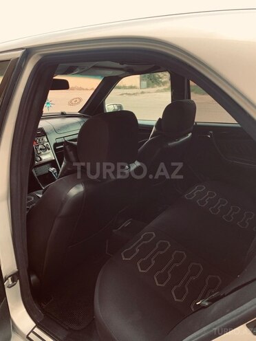 Mercedes C 240 1999, 288,000 km - 2.4 l - Salyan