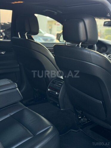 BMW 740 2011, 295,000 km - 3.0 л - Bakı