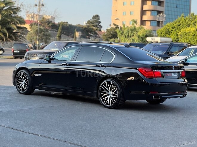 BMW 740 2011, 295,000 km - 3.0 л - Bakı