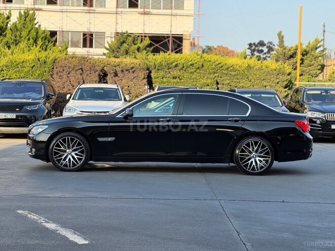BMW 740 2011, 295,000 km - 3.0 л - Bakı