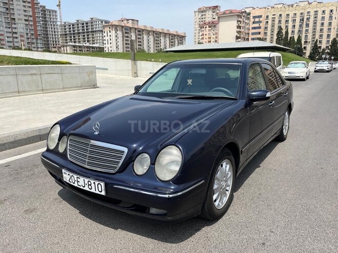 Mercedes E 240 2001, 252,000 km - 2.4 l - Bakı