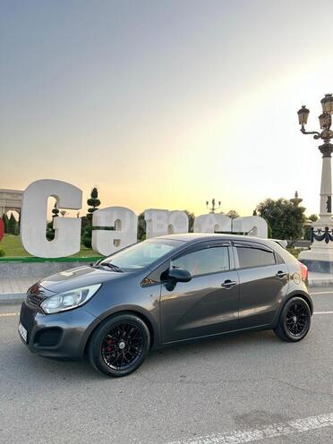 Kia Rio 2011, 251,000 km - 1.2 l - Gəncə