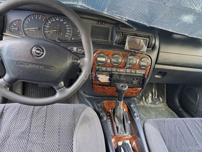 Opel Omega 1996, 280,674 km - 2.0 l - Bakı