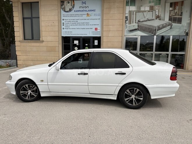 Mercedes C 200 2000, 370,000 km - 2.0 l - Bakı