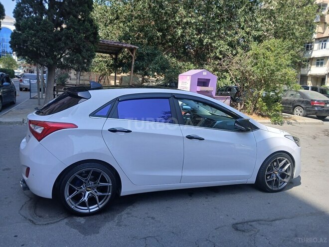 Hyundai i30 2015, 225,000 km - 1.6 л - Bakı