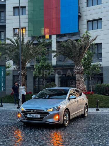 Hyundai Elantra 2019, 105,000 km - 2.0 l - Bakı