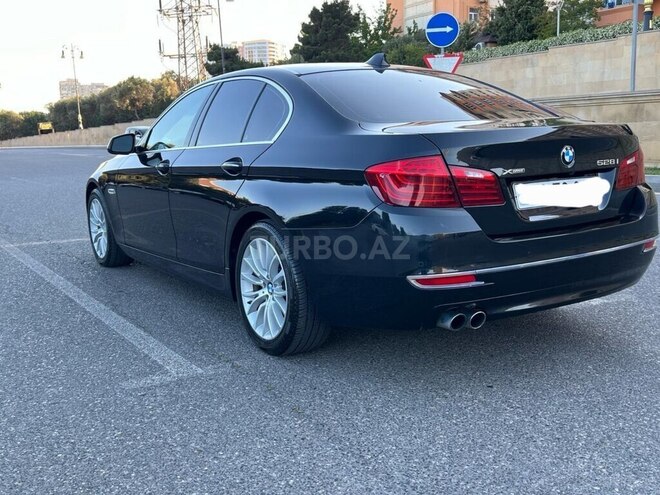 BMW 528 2015, 180,000 km - 2.0 l - Quba