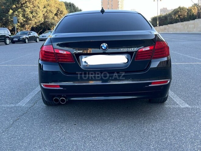 BMW 528 2015, 180,000 km - 2.0 l - Quba