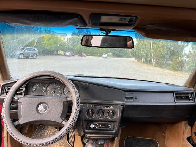 Mercedes 190 1989, 738,413 km - 2.0 л - Saatlı