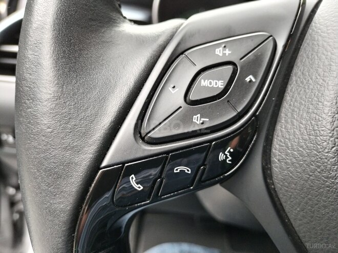 Toyota C-HR 2021, 95,000 km - 1.8 л - Bakı