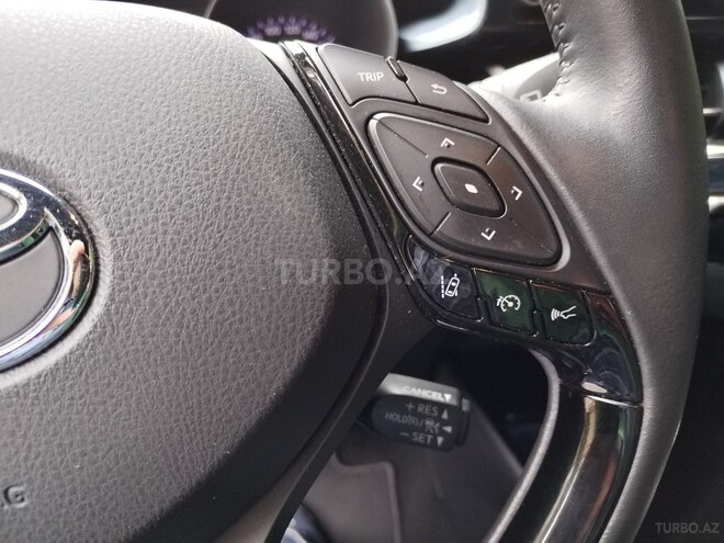 Toyota C-HR 2021, 95,000 km - 1.8 л - Bakı