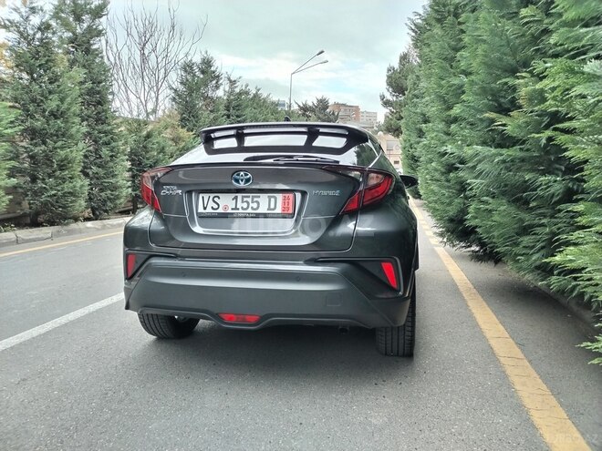 Toyota C-HR 2021, 95,000 km - 1.8 л - Bakı