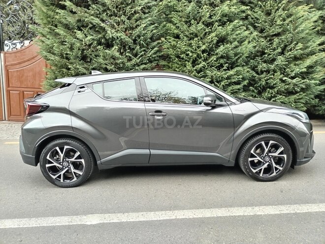 Toyota C-HR 2021, 95,000 km - 1.8 л - Bakı