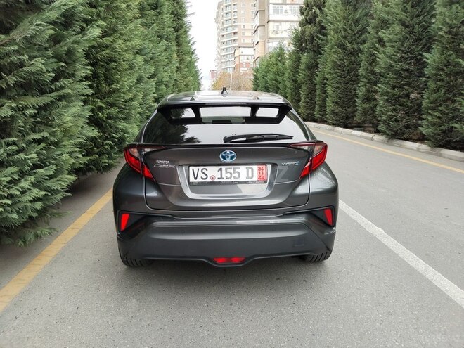 Toyota C-HR 2021, 95,000 km - 1.8 л - Bakı