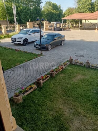 BMW 318 1992, 330,000 km - 1.8 l - Quba