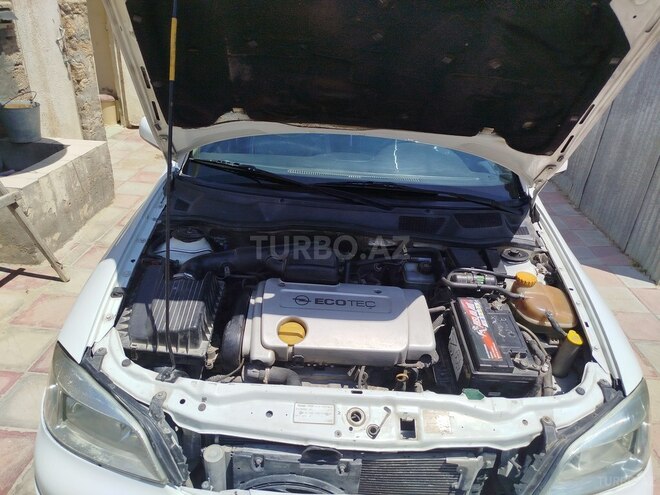 Opel Astra 2000, 330,000 km - 1.6 л - Bakı