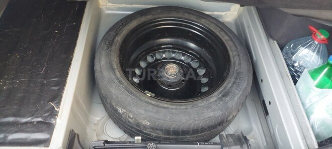 Mercedes E 240 1999, 267,800 km - 2.4 l - Qəbələ