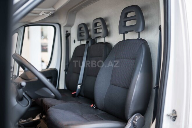 Peugeot Boxer 2025, 0 km - 2.2 l - Bakı