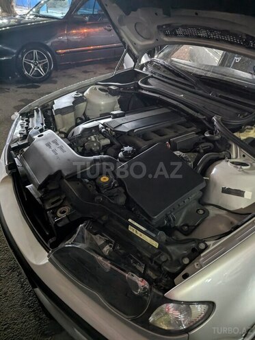 BMW 325 2002, 303,000 km - 2.5 l - Bakı