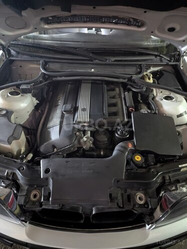 BMW 325 2002, 303,000 km - 2.5 l - Bakı