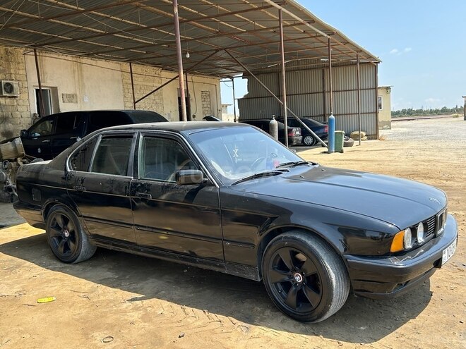 BMW 525 1995, 200,000 km - 2.5 l - Bakı