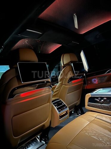 BMW 740 2018, 105,000 km - 3.0 l - Bakı