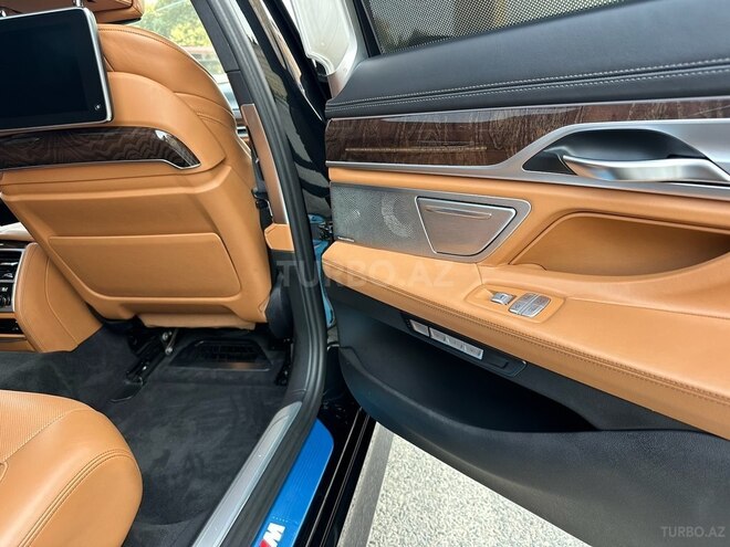BMW 740 2018, 105,000 km - 3.0 l - Bakı