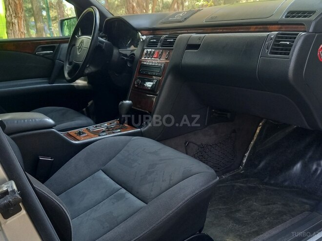 Mercedes E 240 1998, 330,000 km - 2.4 l - Bakı