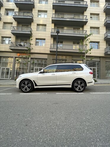 BMW X7-3