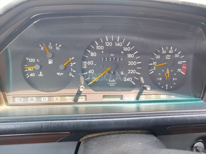Mercedes E 220 1994, 333,726 km - 2.2 l - Bakı