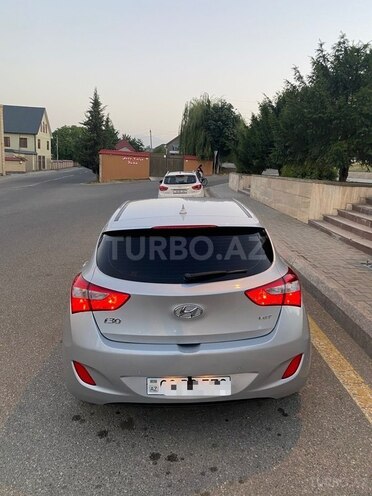 Hyundai i30 2013, 223,000 km - 1.6 l - Qusar