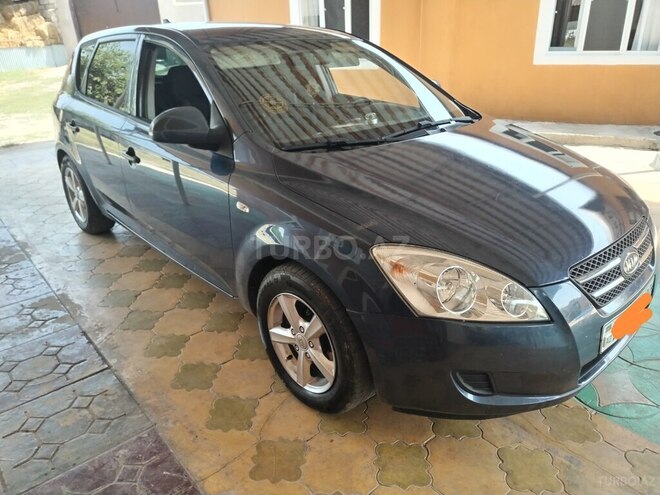 Kia Ceed 2008, 254,000 km - 1.6 л - Ağstafa