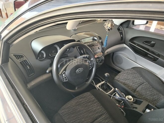 Kia Ceed 2008, 254,000 km - 1.6 л - Ağstafa