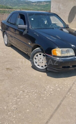 Mercedes C 220 1993, 511,570 km - 2.2 l - Quba