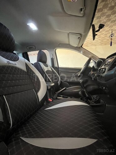 Mitsubishi L200 2015, 152,000 km - 2.5 l - Qobustan