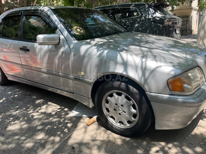 Mercedes C 180 1997, 520,562 km - 1.8 l - Bakı