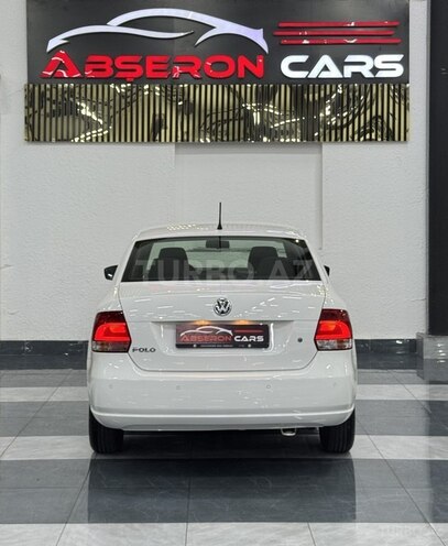 Volkswagen Polo 2013, 167,000 km - 1.6 l - Sumqayıt