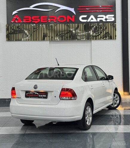 Volkswagen Polo 2013, 167,000 km - 1.6 l - Sumqayıt