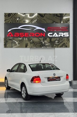 Volkswagen Polo 2013, 167,000 km - 1.6 l - Sumqayıt
