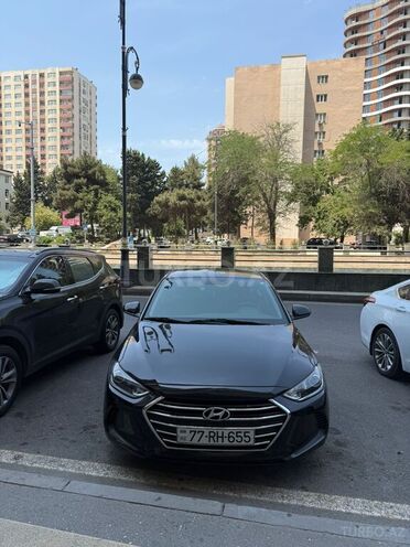 Hyundai Elantra 2018, 80,000 km - 2.0 л - Bakı