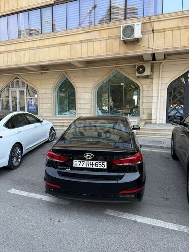 Hyundai Elantra 2018, 80,000 km - 2.0 л - Bakı