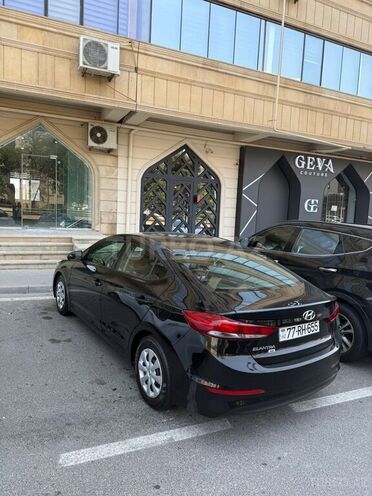 Hyundai Elantra 2018, 80,000 km - 2.0 л - Bakı