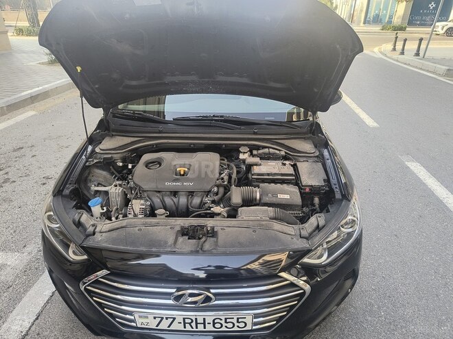 Hyundai Elantra 2018, 80,000 km - 2.0 л - Bakı
