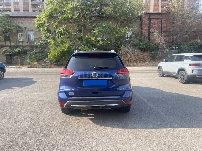 Nissan X-Trail 2017, 174,000 km - 2.5 l - Bakı