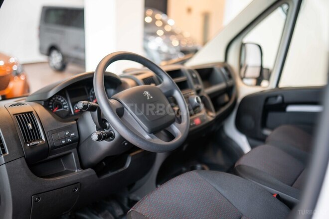 Peugeot Boxer 2025, 0 km - 2.2 l - Bakı