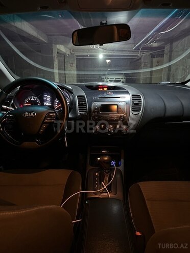 Kia Cerato 2014, 268,863 km - 1.6 l - Sumqayıt
