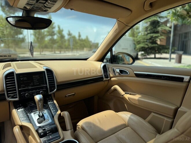Porsche Cayenne 2013, 220,000 km - 3.6 l - Bakı