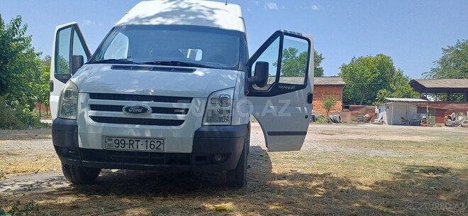 Ford Transit 2008, 250,000 km - 2.4 л - Şəki