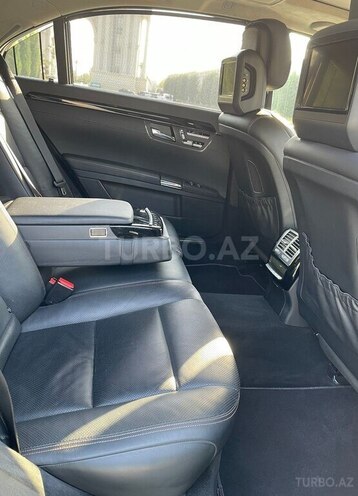 Mercedes S 500 4MATIC 2011, 200,000 km - 4.7 l - Gəncə